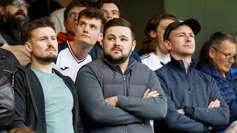 Fan Gallery | QPR vs Swans