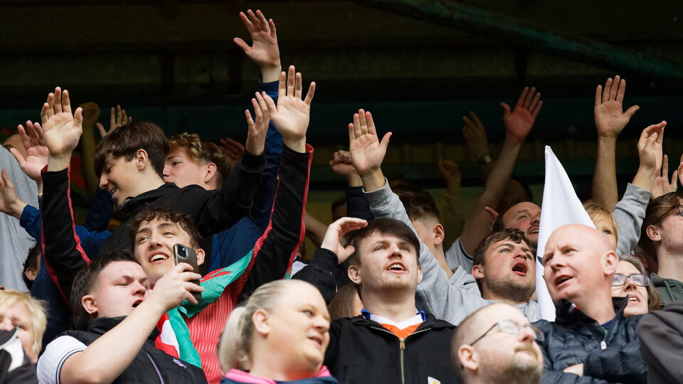 Fan Gallery | QPR vs Swans