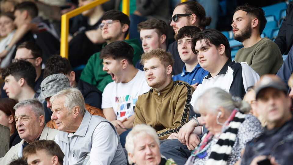 Fan gallery | Millwall v Swansea City