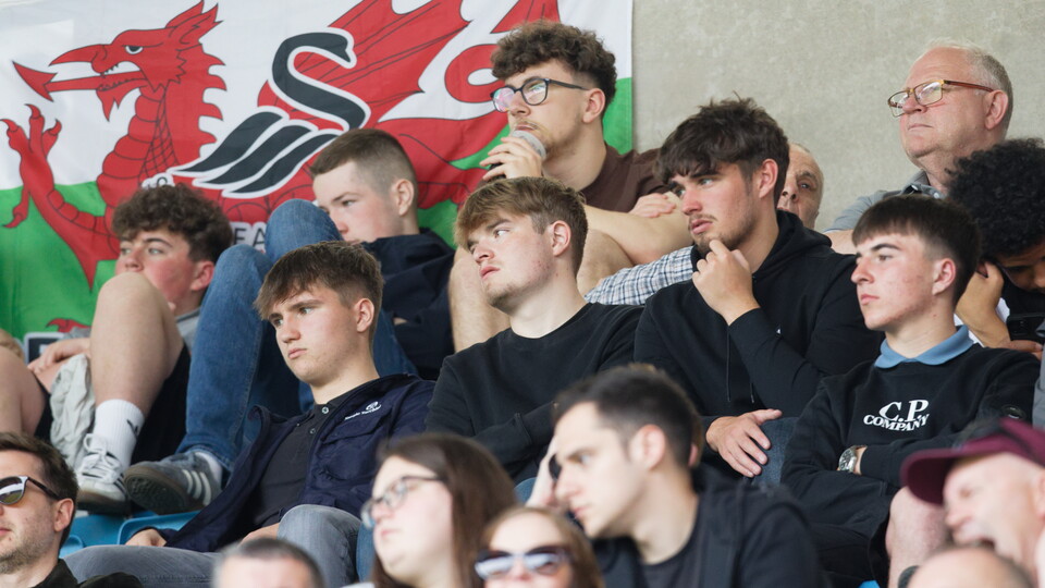 Fan gallery | Millwall v Swansea City