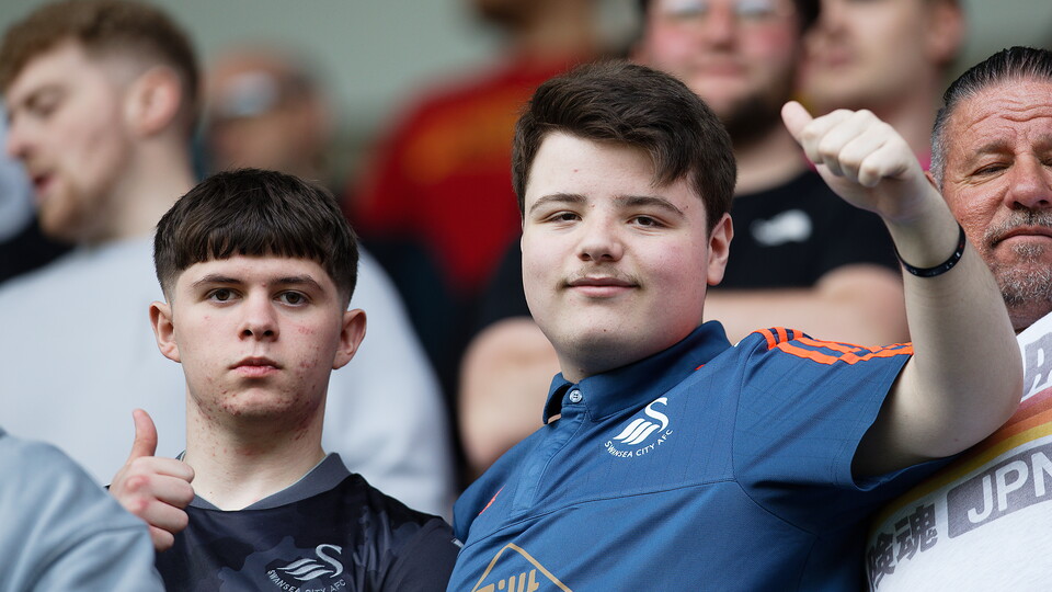 Fan gallery | Millwall v Swansea City