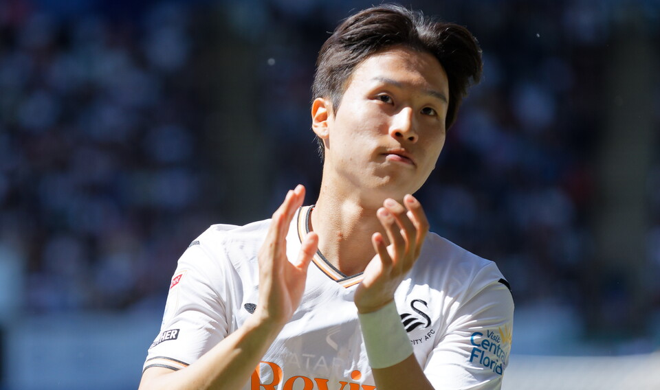 Gallery | Swans v Oxford United