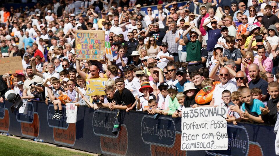 Fan Gallery | Swansea City v Oxford United