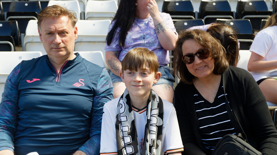Fan Gallery | Swansea City v Oxford United