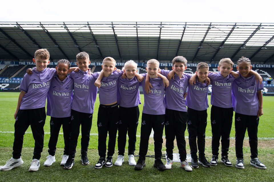 Gallery | Swans U9s signing day