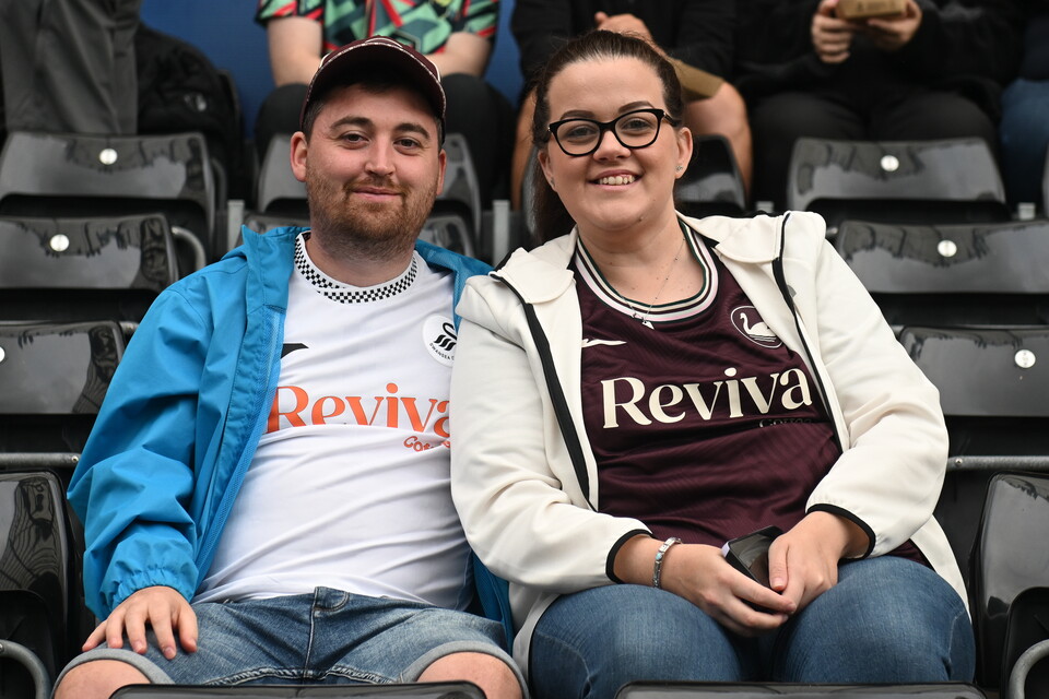 Fan Gallery | Swansea City v Plymouth Argyle