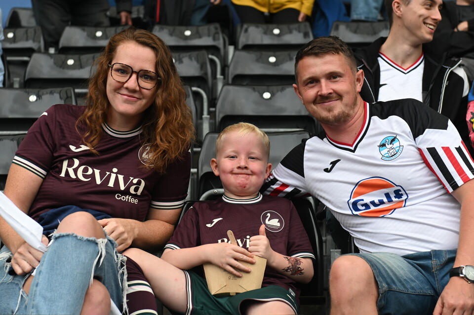 Fan Gallery | Swansea City v Plymouth Argyle