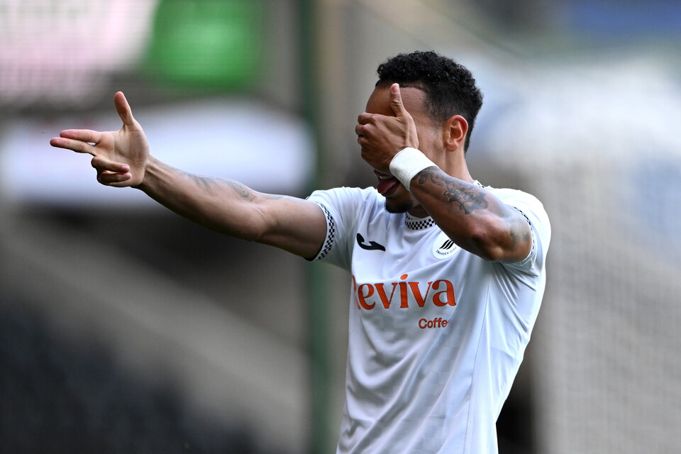 Gallery | Swansea City v Crawley Town