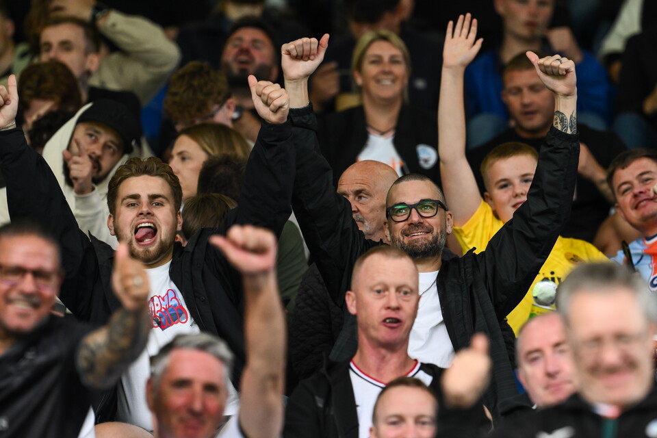 Fan Gallery | Sheffield Wednesday v Swansea City