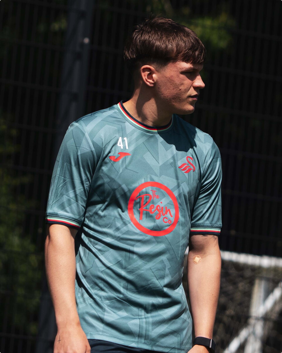 sam-parker-feature-image-2-25-26