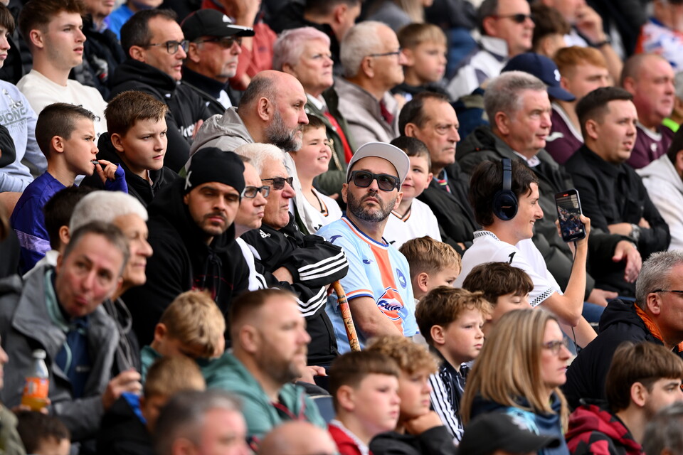 Fan Gallery | Swans v Hull City