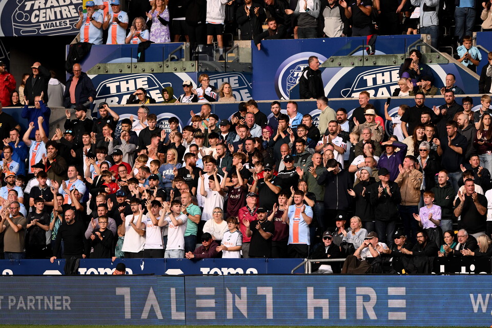 Fan Gallery | Swans v Hull City