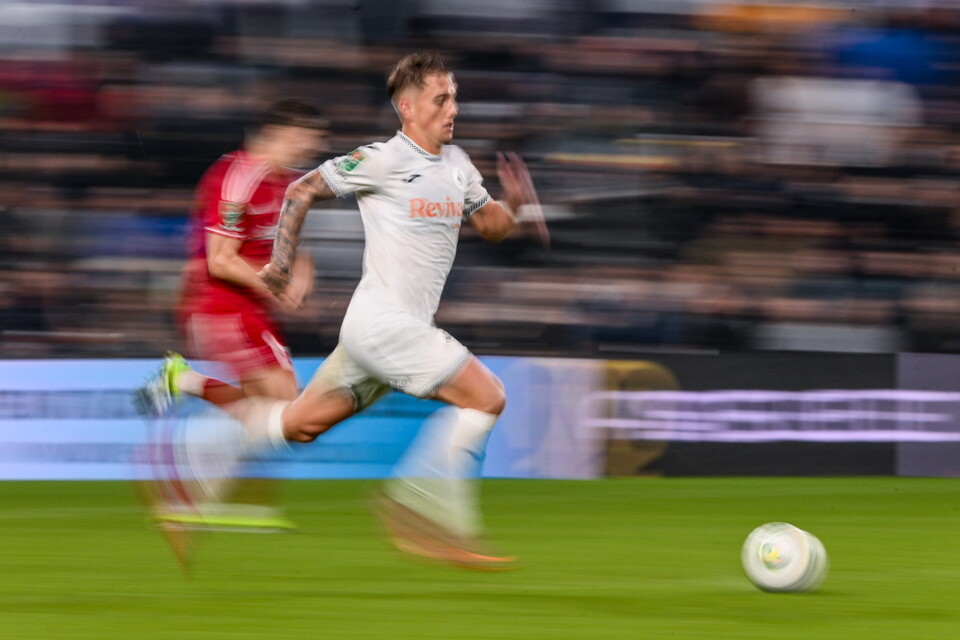 Gallery | Swansea City v Nottingham Forest