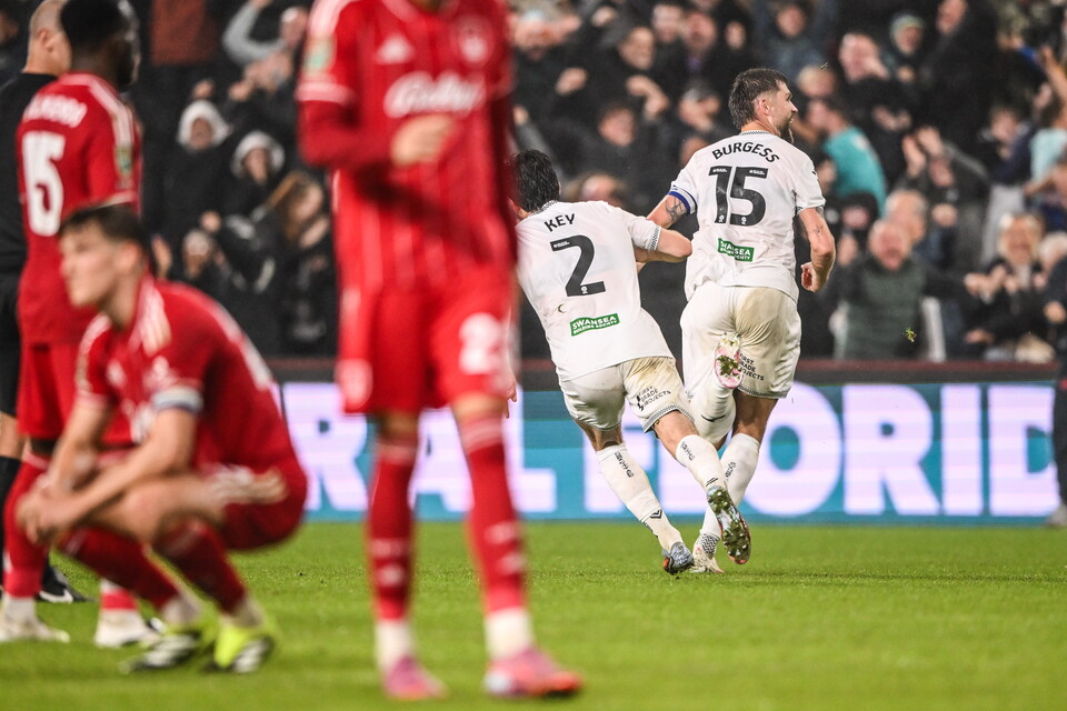 Gallery | Swansea City v Nottingham Forest