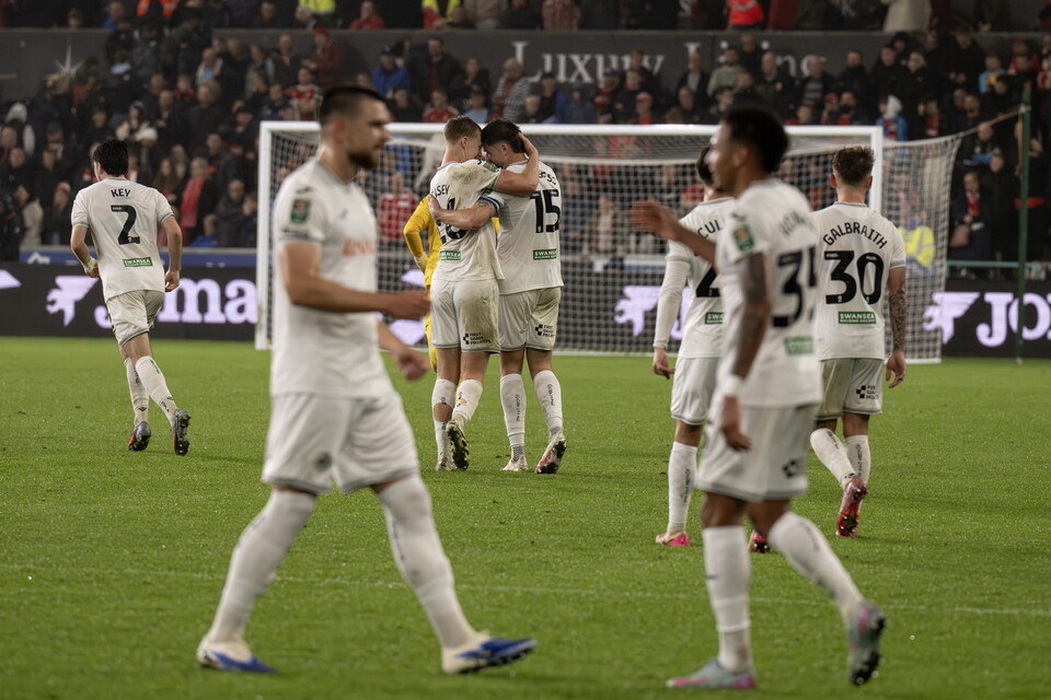 Gallery | Swansea City v Nottingham Forest