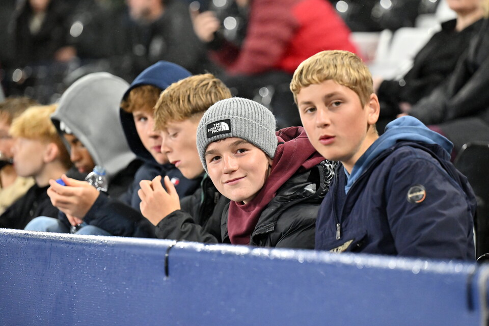 Fan Gallery | Swansea City v Nottingham Forest