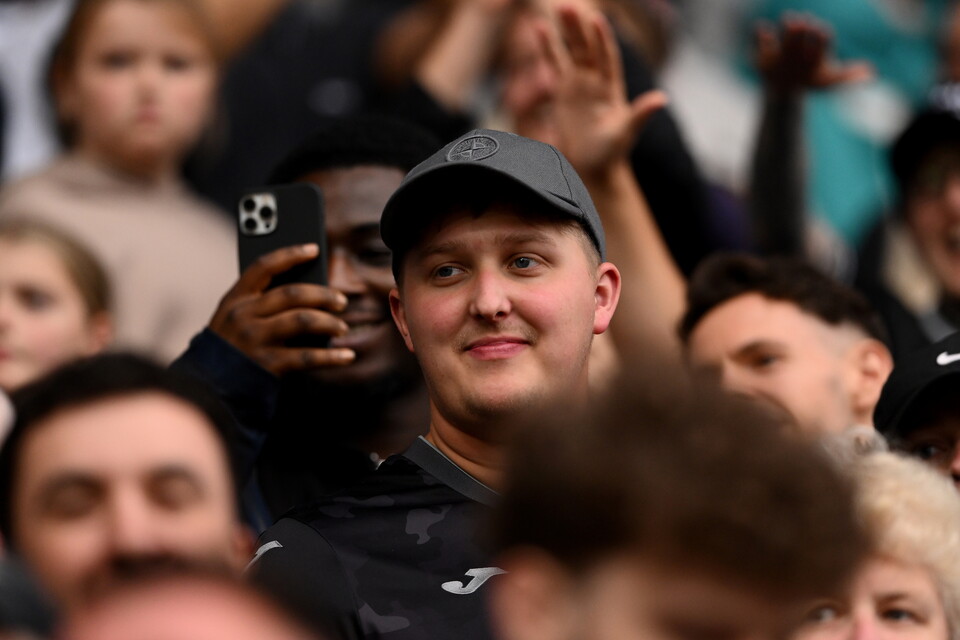 Fan gallery | Birmingham City v Swansea City 