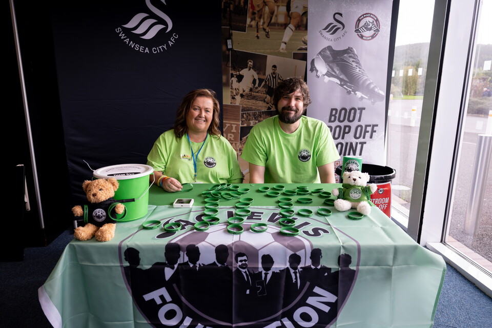 Gallery | Jac Lewis Foundation Matchday