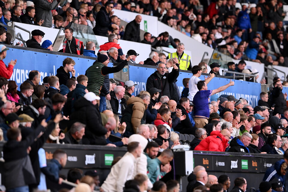 Fan Gallery | Swansea City v Leicester City