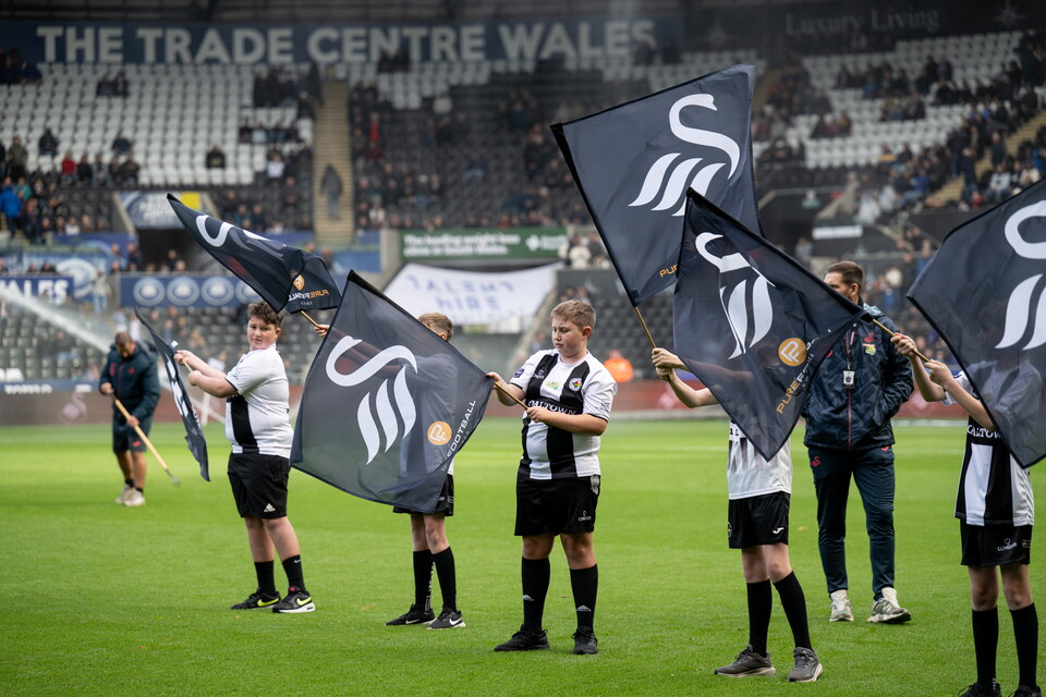 Gallery | Jac Lewis Foundation Matchday