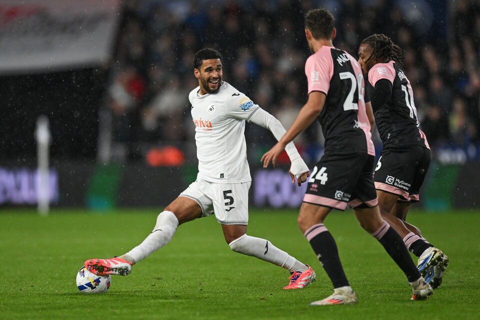 Gallery | Swansea City v QPR