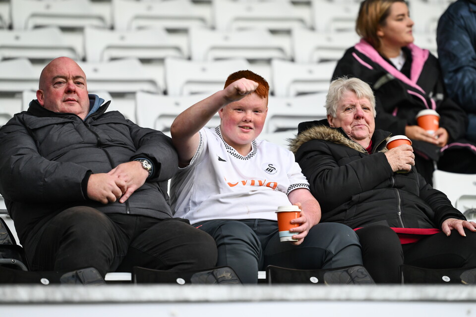Fan Gallery | Swansea City v Norwich City