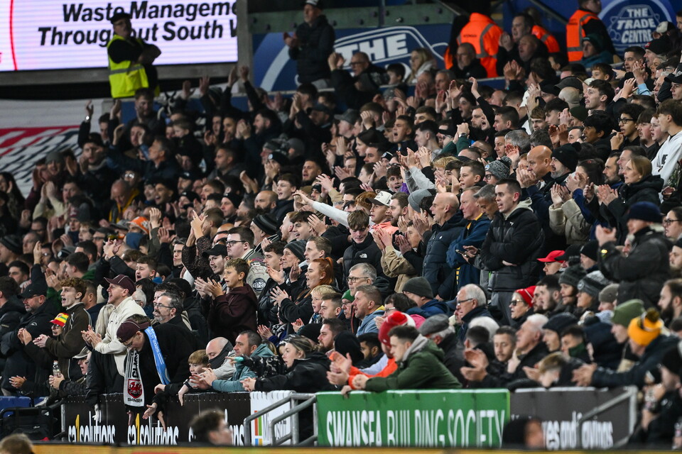 Fan Gallery | Swansea City v Manchester City