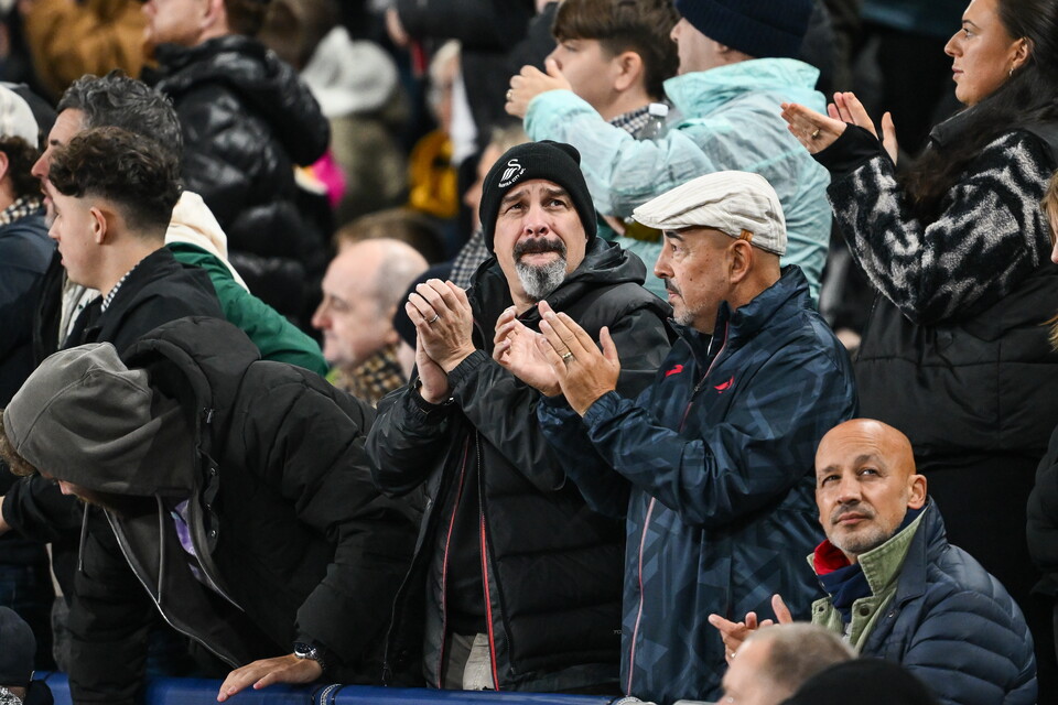 Fan Gallery | Swansea City v Manchester City