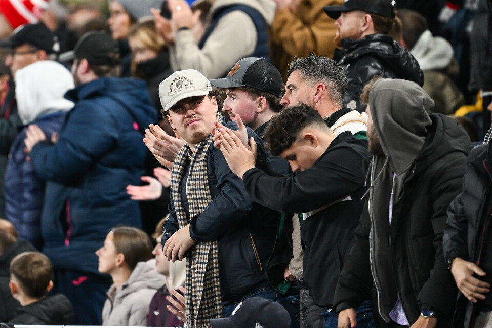 Fan Gallery | Swansea City v Manchester City