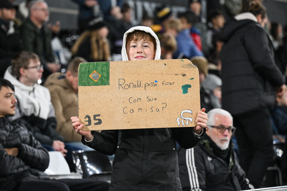 Fan Gallery | Swansea City v Manchester City
