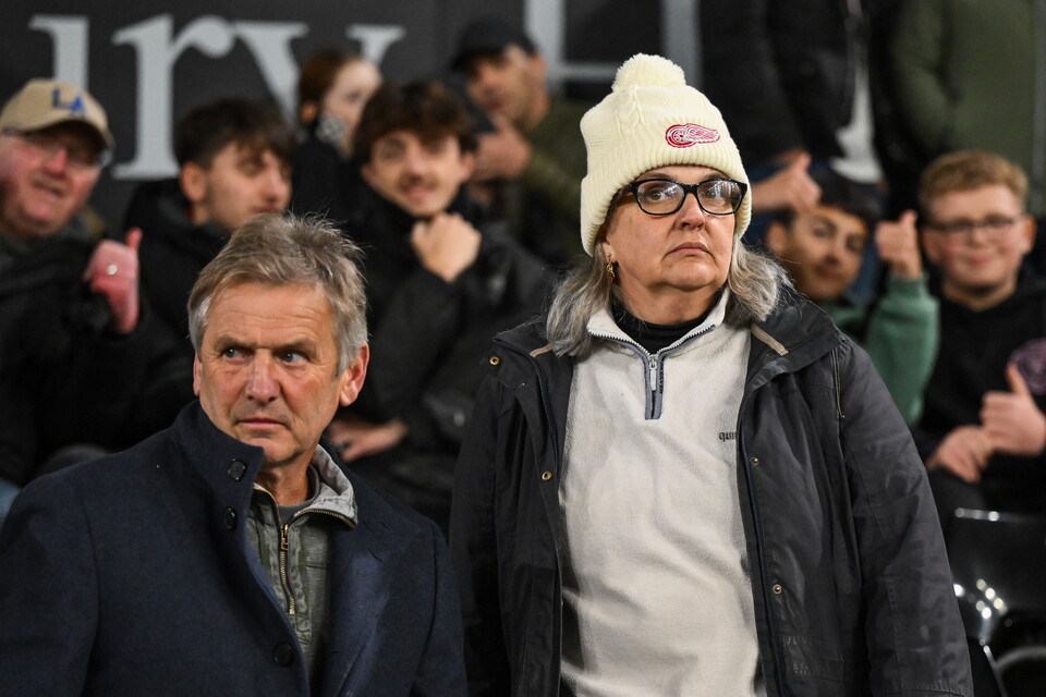 Fan Gallery | Swansea City v Manchester City