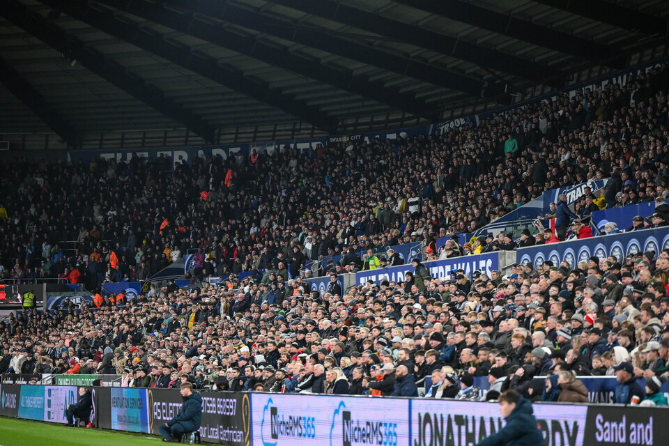 Fan Gallery | Swansea City v Manchester City