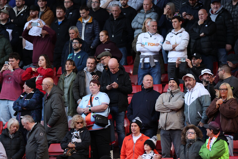 Fan Gallery | Charlton Athletic v Swansea City