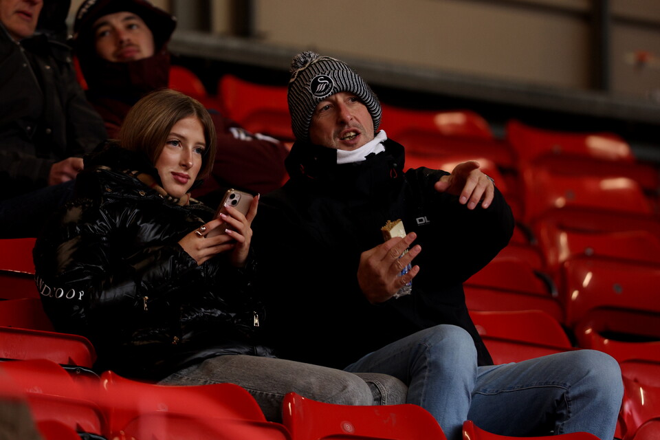 Fan Gallery | Bristol City v Swansea City
