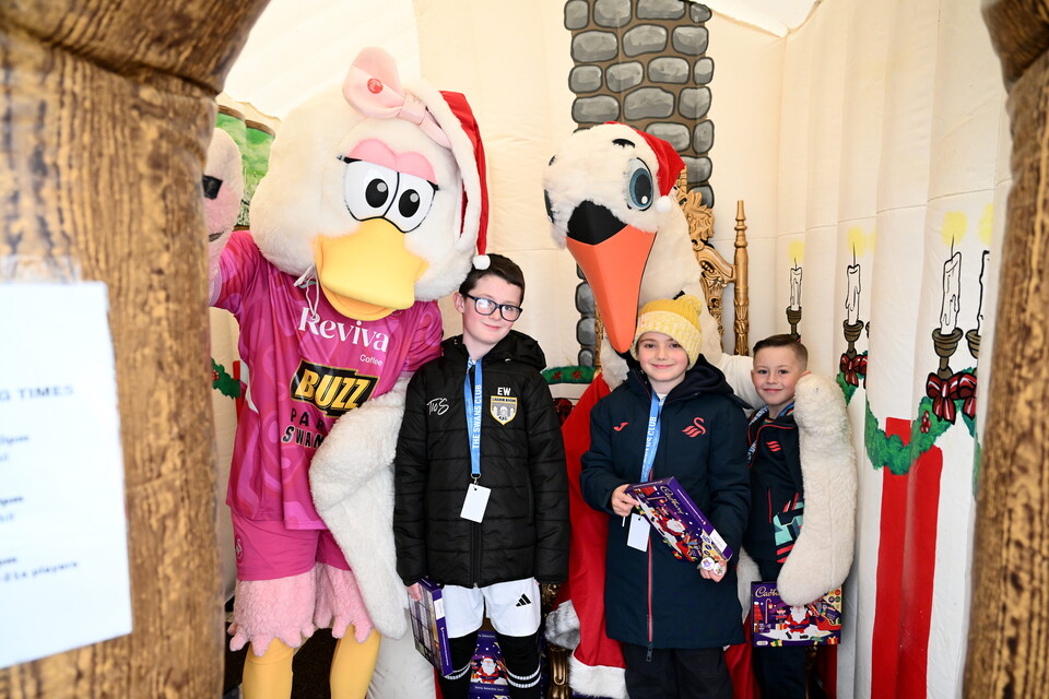 Gallery | Swansea City v Oxford United