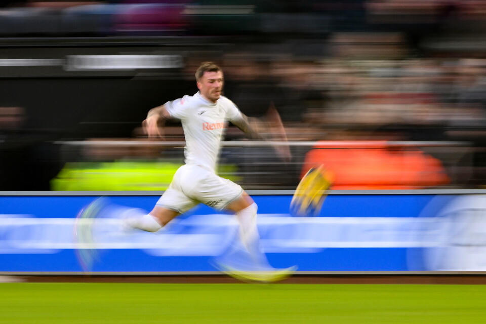 Gallery | Swansea City v Oxford United