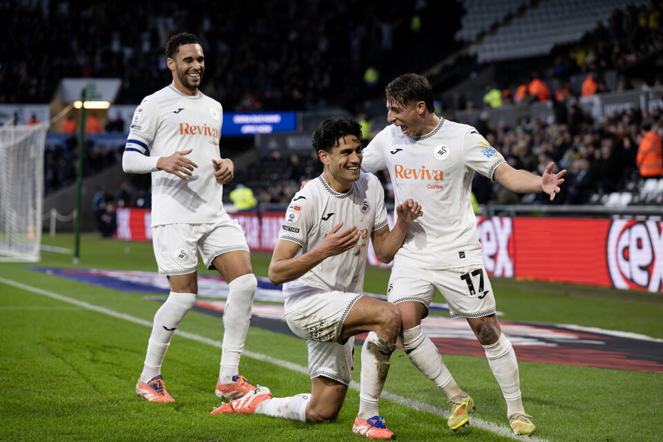 Gallery | Swansea City v Oxford United