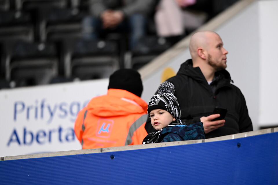 Fan Gallery | Swansea City v Oxford United