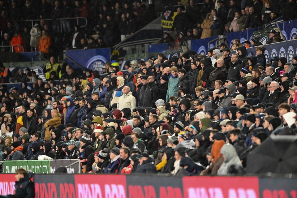 Fan Gallery | Swansea City v Oxford United