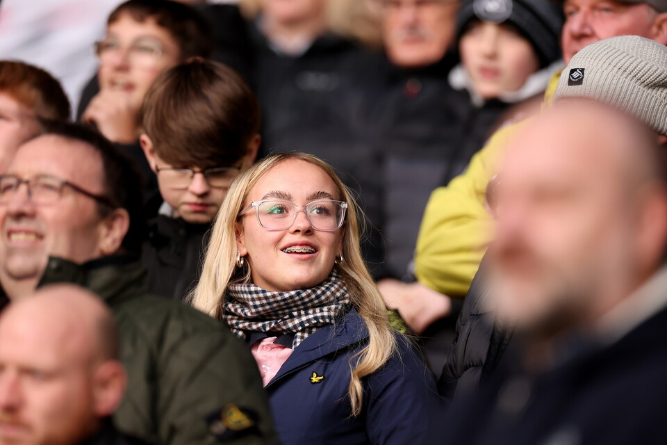 Fan gallery | Swansea City v West Bromwich Albion
