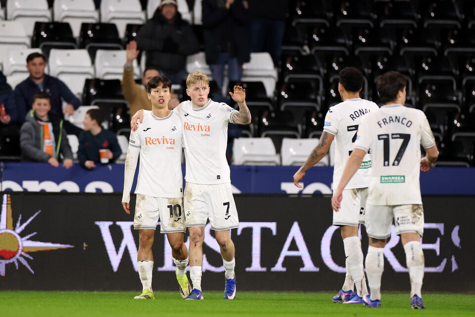 Gallery | Swansea City v Blackburn Rovers