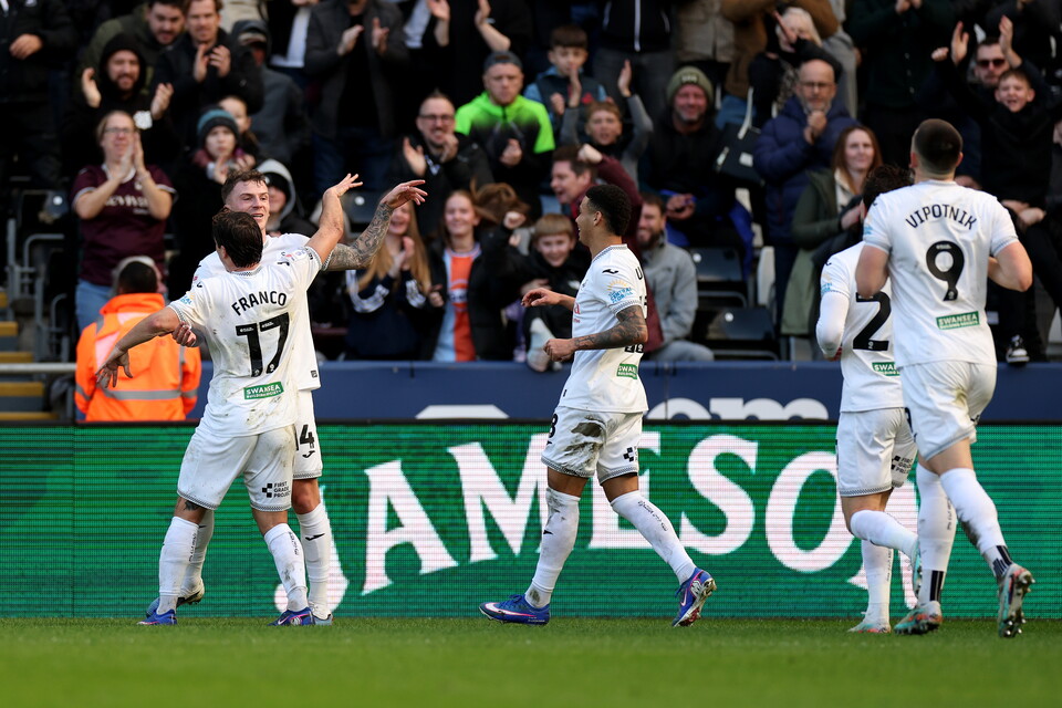 Gallery | Swansea City v Sheffield Wednesday