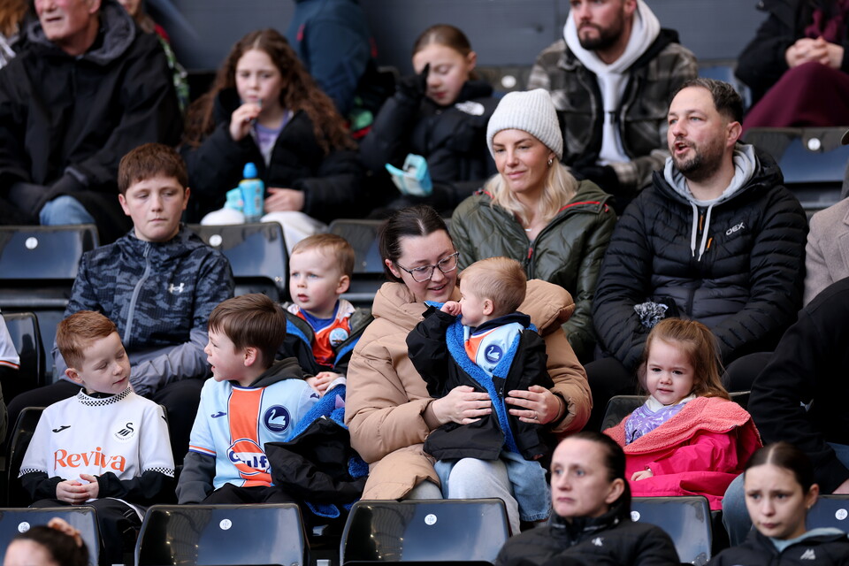 Fan gallery | Swansea City v Sheffield Wed
