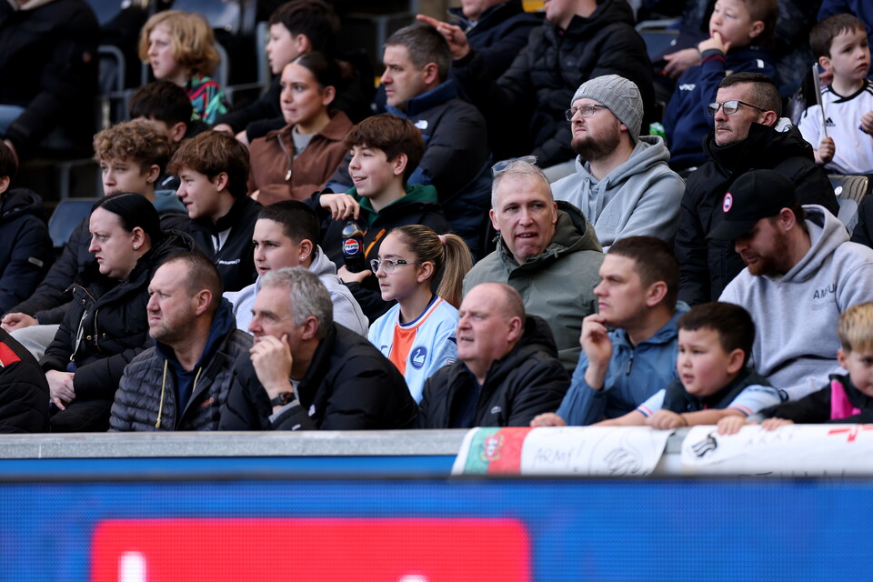 Fan gallery | Swansea City v Sheffield Wed