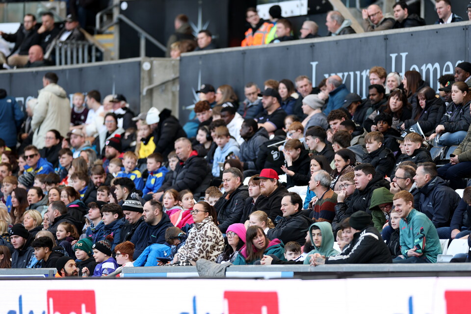 Fan gallery | Swansea City v Sheffield Wed