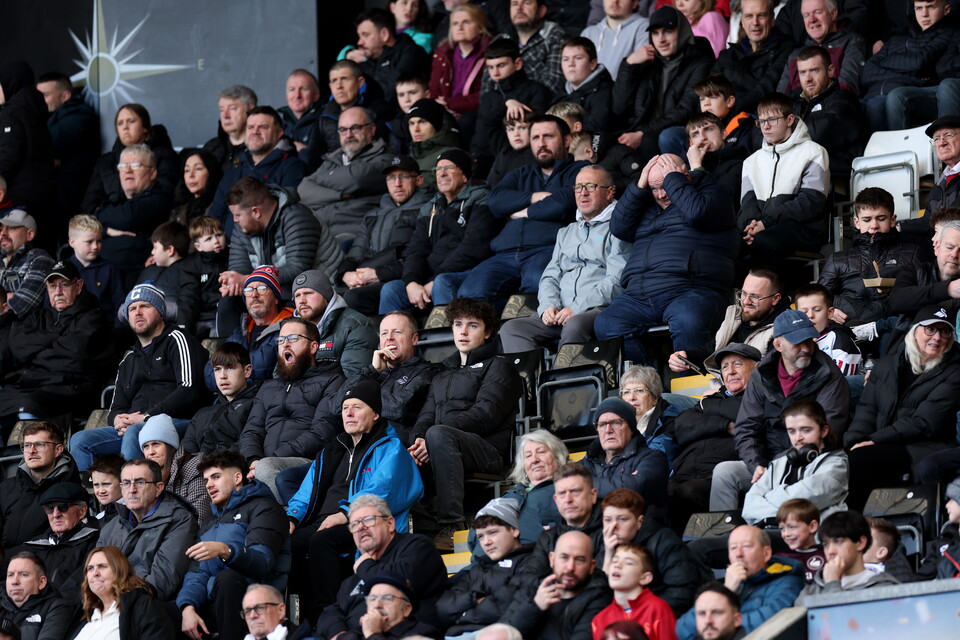 Fan gallery | Swansea City v Sheffield Wed