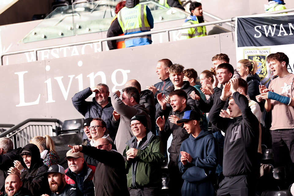 Fan gallery | Swansea City v Sheffield Wed
