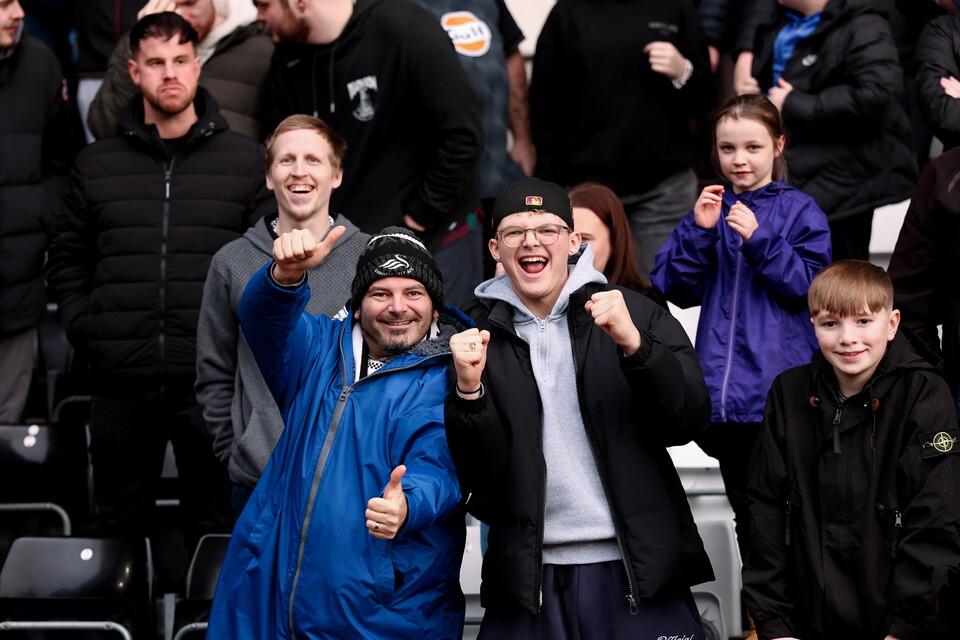 Fan gallery | Swansea City v Sheffield Wed