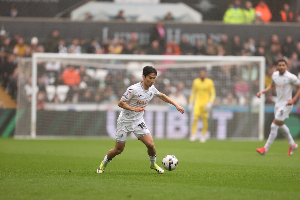 Gallery | Swans v Bristol