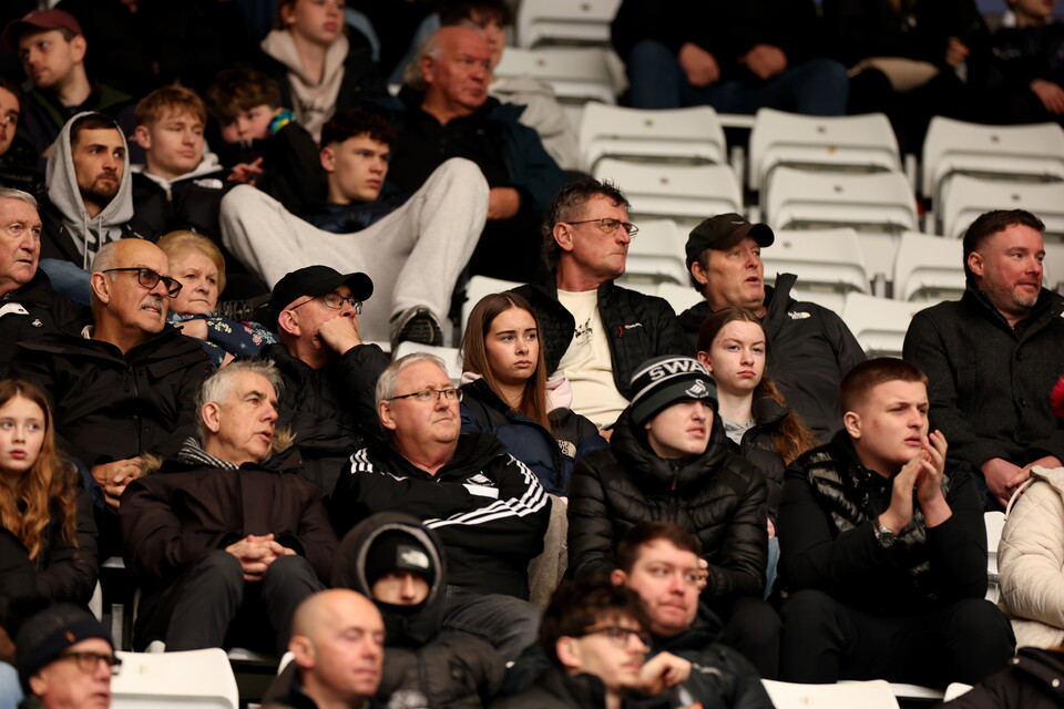 Fan Gallery | Swans v bRISTOL